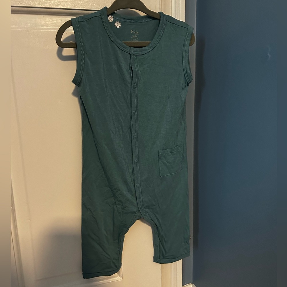 Kyte baby COVE sleeveless romper GUC